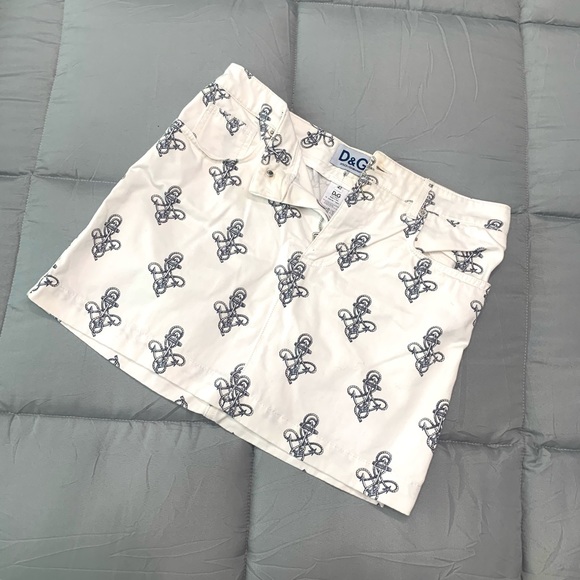 Dolce & Gabbana Dresses & Skirts - Vintage Dolce & Gabbana printed white skirt